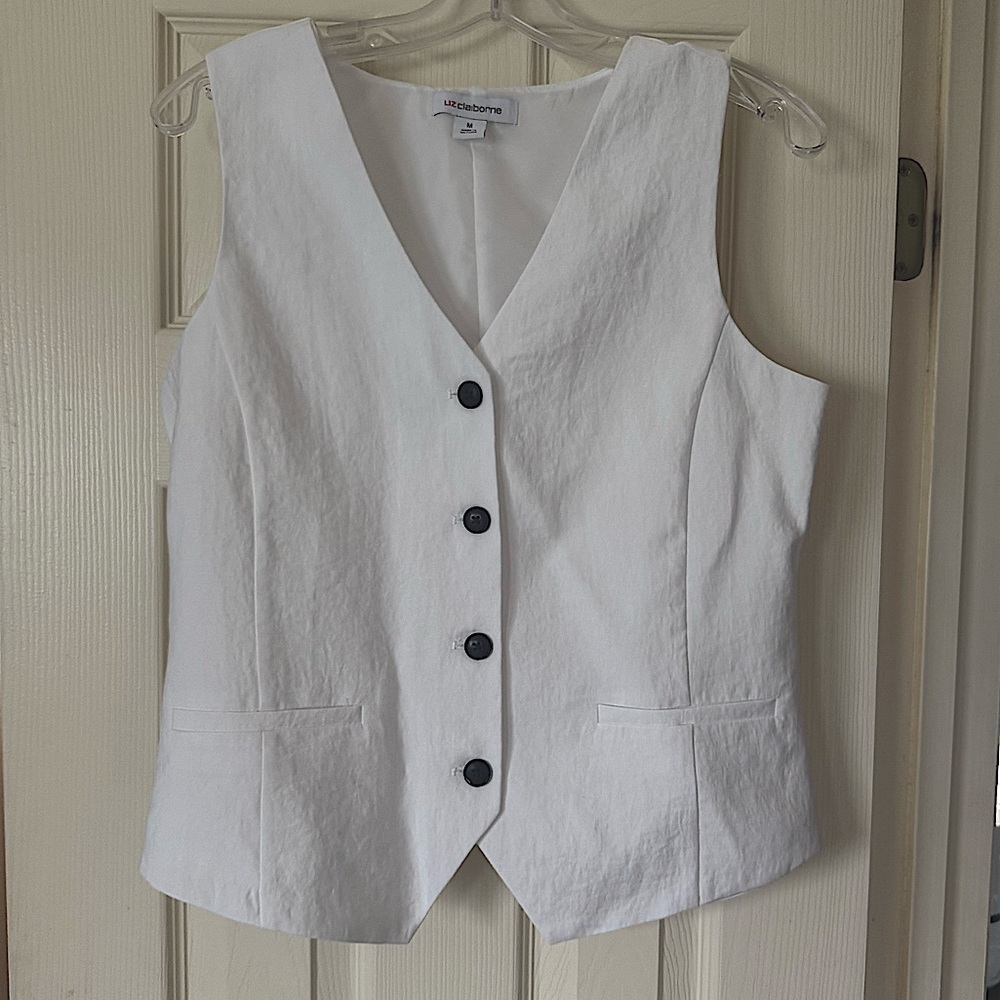 NWOT Liz Claiborne White Button-Up Vest